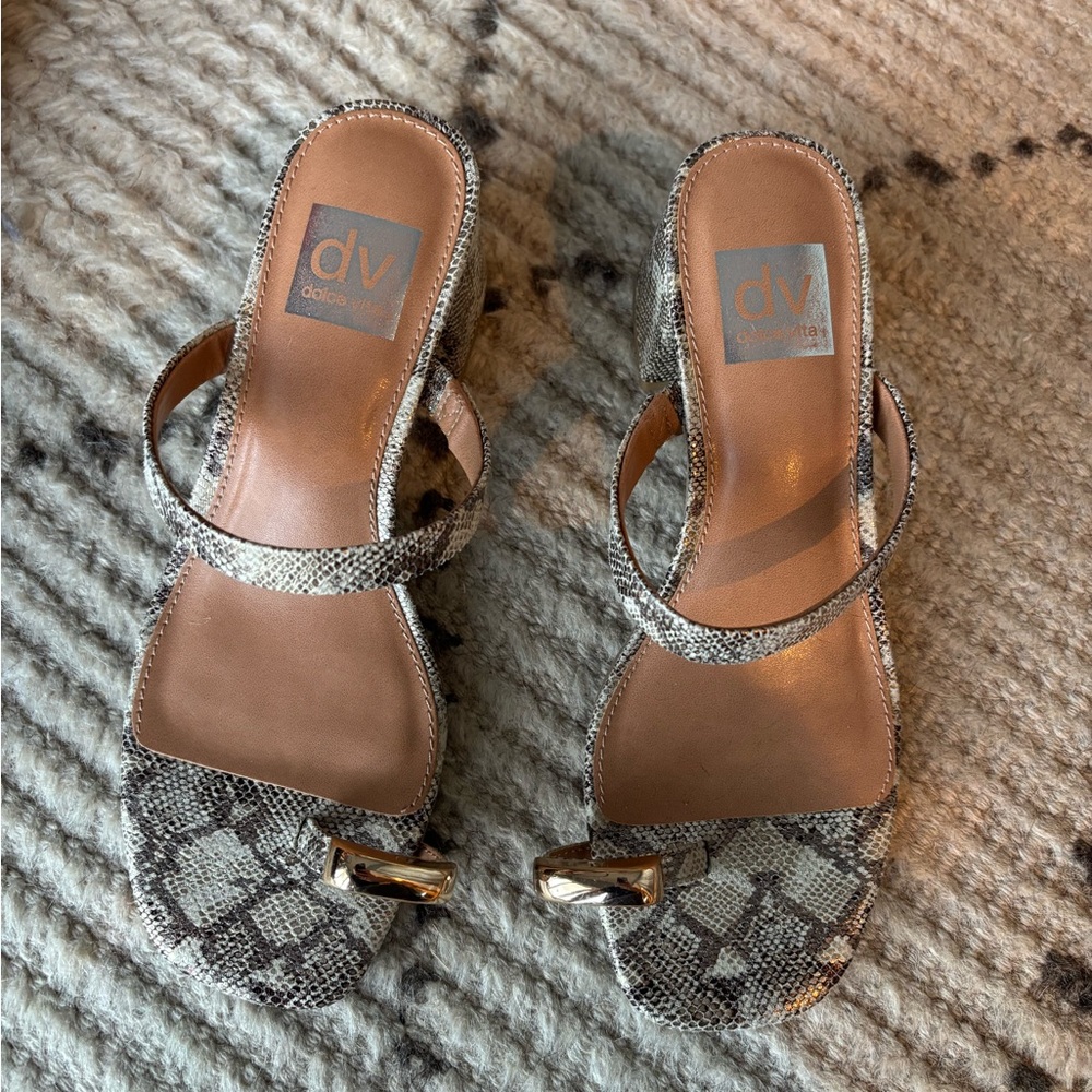 NWT - Dolce Vita Women's Snakeskin Sandals
